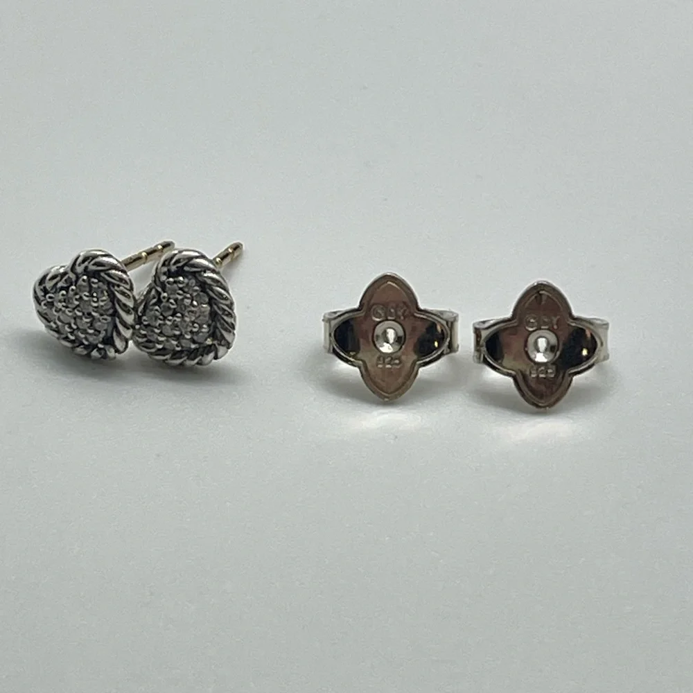 David Yurman Petite Pave Heart Earrings with Diamonds - Picture 7 of 12